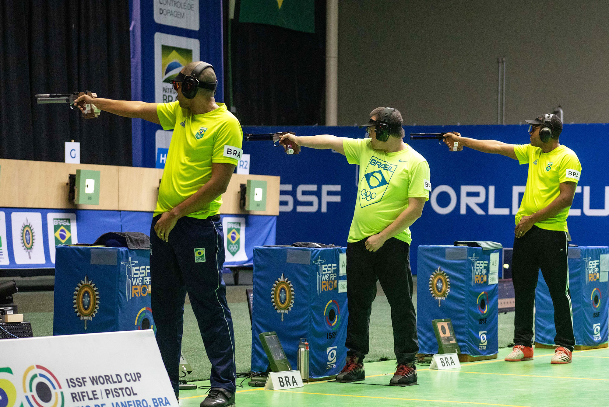 Philipe Chateaubrian, Felipe Wu e Roberto Gomes