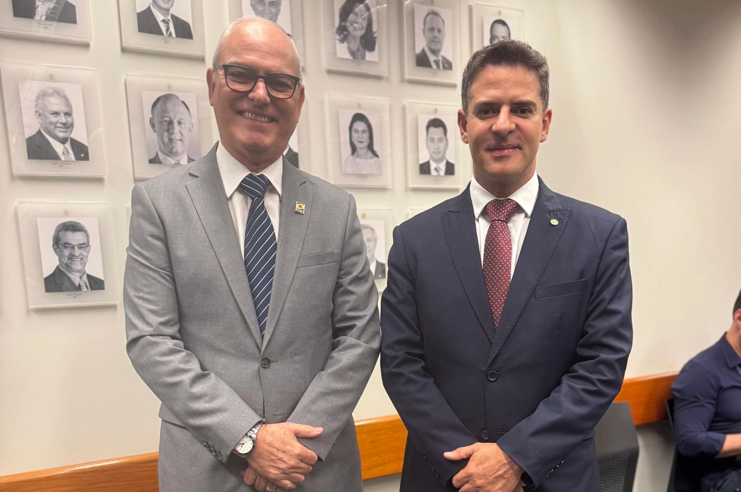 Presidente da CBTE Jodson Edington e o deputado federal Ismael Alexandrino Presidente da CBTE Jodson Edington e o deputado federal Ismael Alexandrino