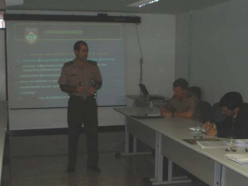 g085_005.jpg
